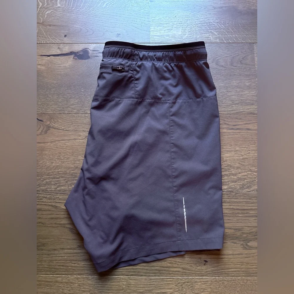Arc'teryx Cormac Lined Shorts Inseam 7” In Gray/Teal Lining Size XL Reg